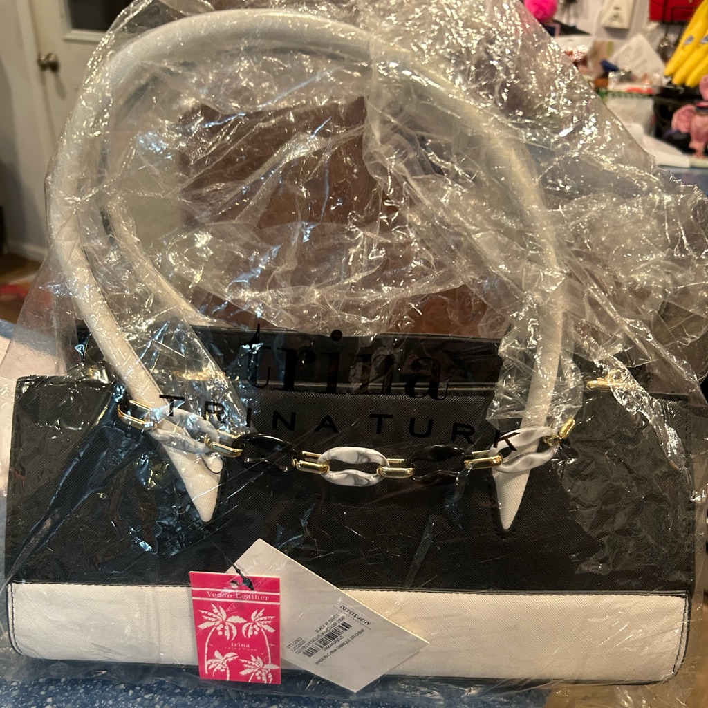 Brand New Trina Turk Black And White Purse